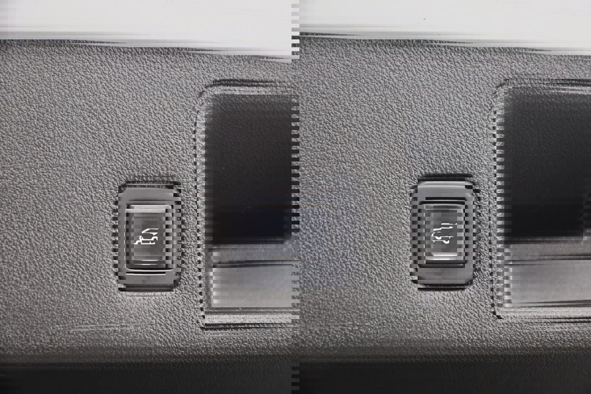 Used 2022 GMC Terrain AT4 w/ Infotainment Package II image 35