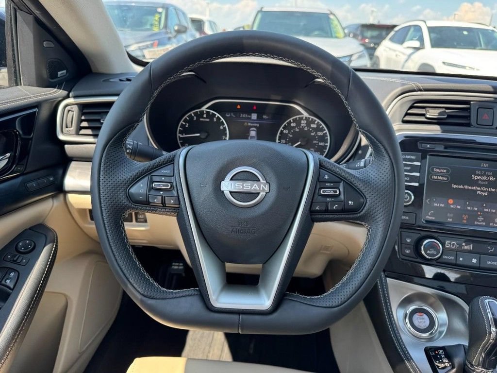 Used 2023 Nissan Maxima Platinum w/ Sport Mat Group FWD image 13