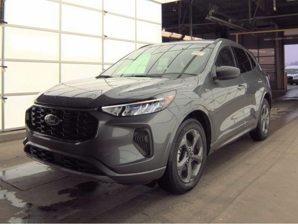 Used 2023 Ford Escape ST-Line w/ Tech Pack #1 image 2