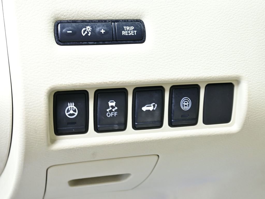 Used 2021 Nissan Murano Platinum w/ Cargo Package image 16