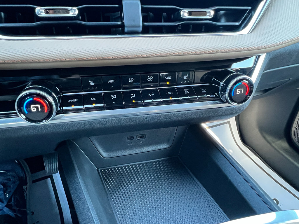 New 2026 Chevrolet Equinox ACTIV w/ Safety and Technology Package image 13