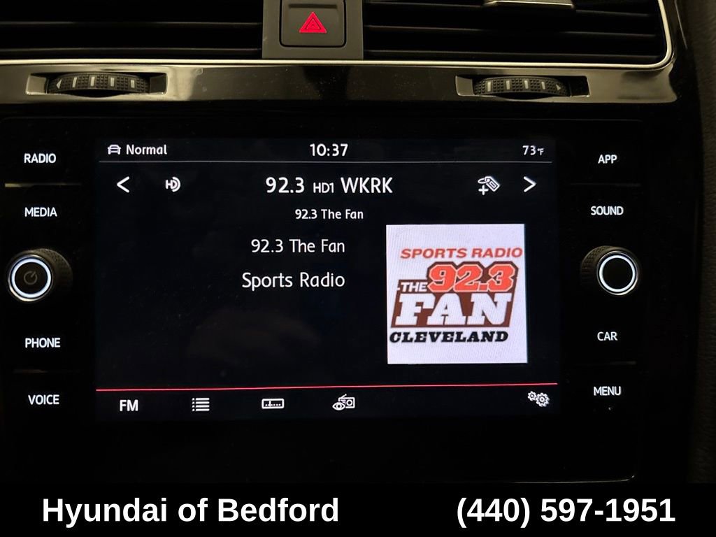Used 2019 Volkswagen GTI SE FWD image 17
