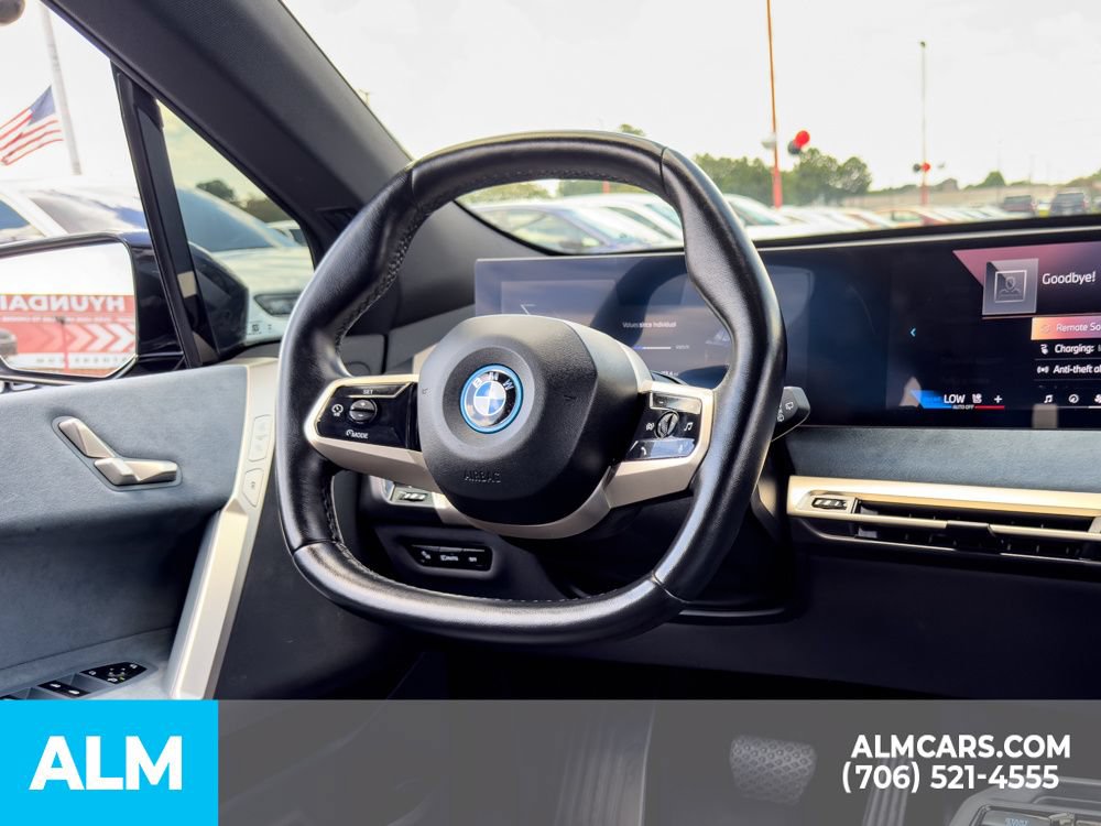 Used 2024 BMW iX xDrive50 w/ Convenience Package AWD/4WD image 30