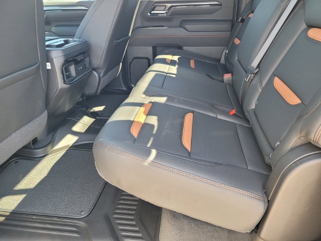 New 2026 GMC Sierra 2500 AT4 w/ AT4 Premium Plus Package AWD/4WD image 11