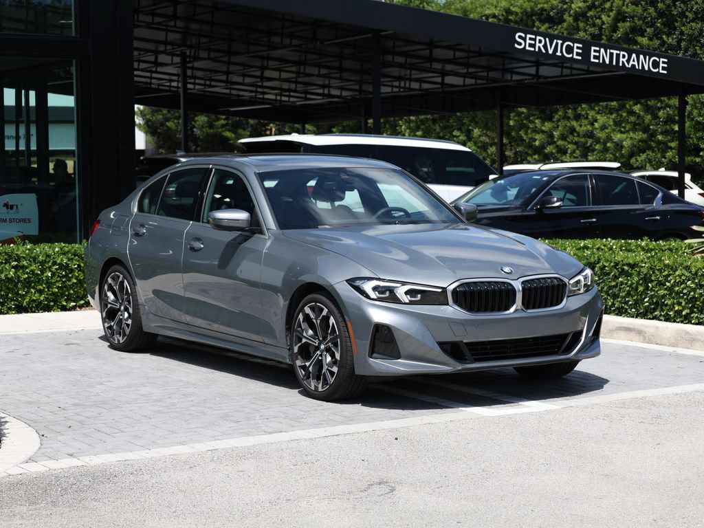 Used 2026 BMW 330i xDrive Sedan w/ Premium Package AWD/4WD image 2
