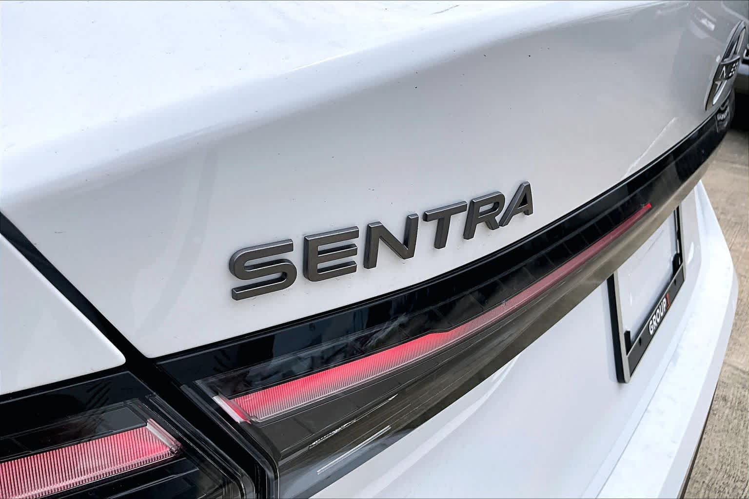 New 2027 Nissan Sentra SV FWD image 8