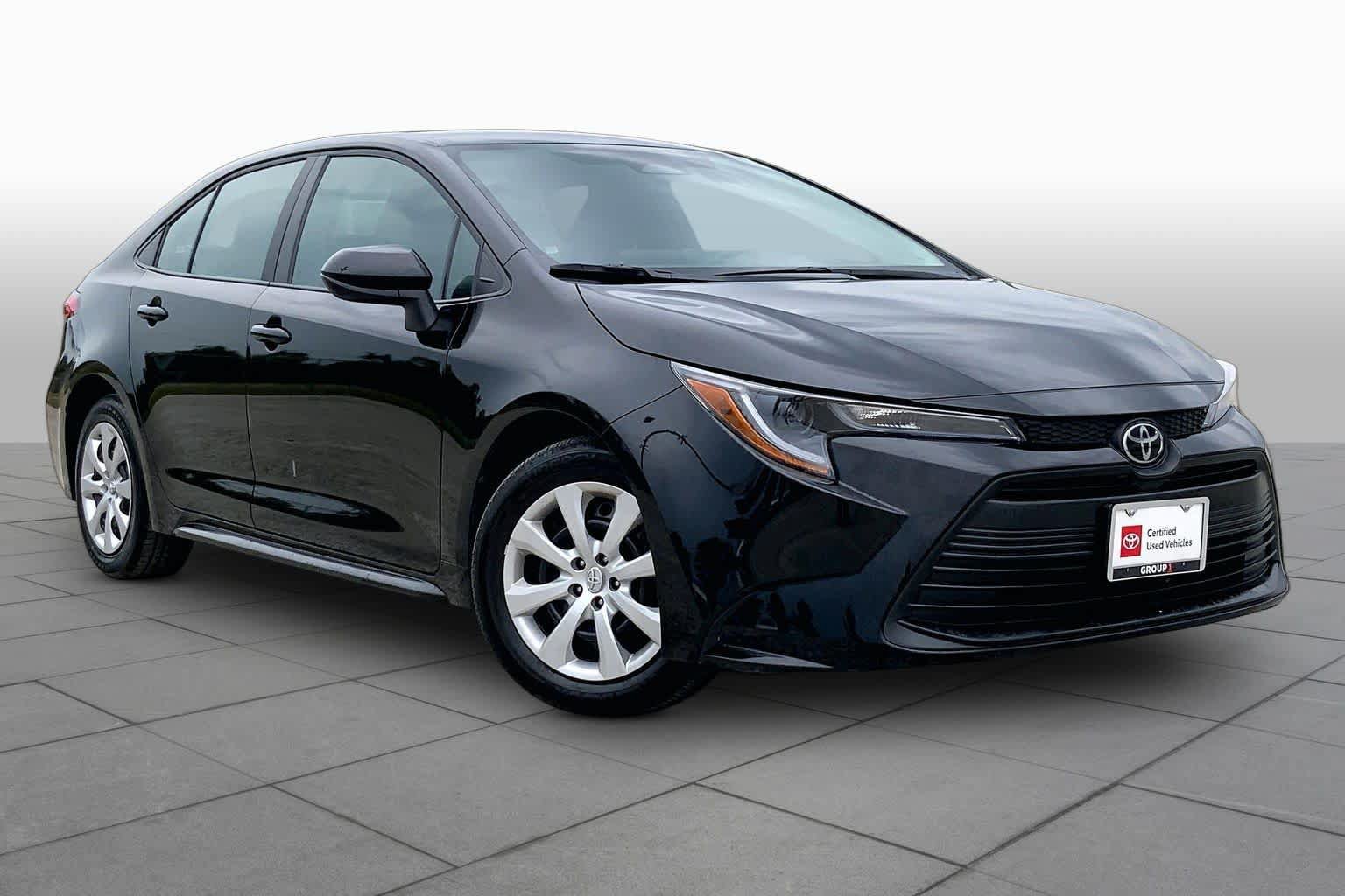 Certified 2026 Toyota Corolla LE FWD image 3