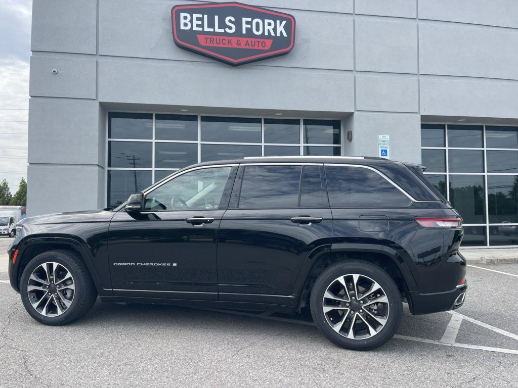 Used 2022 Jeep Grand Cherokee Overland w/ Adv Protech Group III