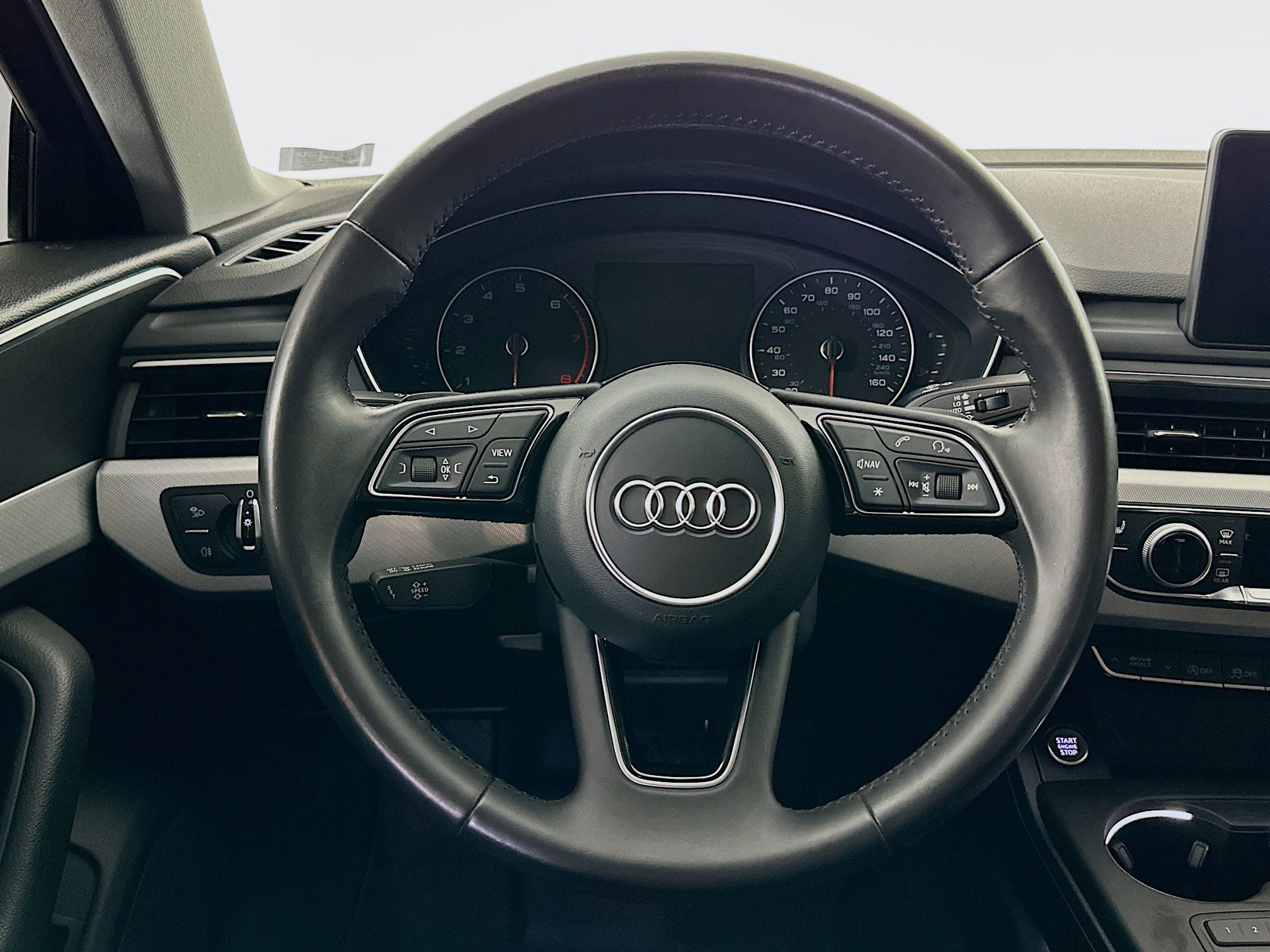 Used 2017 Audi A4 2.0T Premium image 18