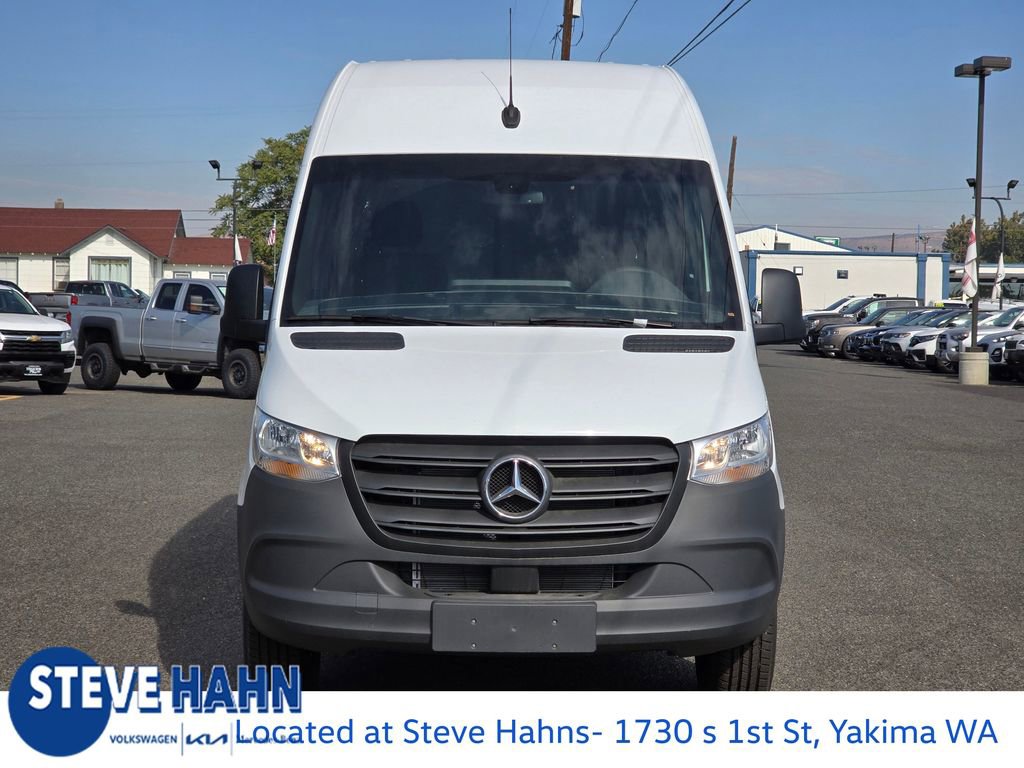 Used 2024 Mercedes-Benz Sprinter 144 Cargo image 8