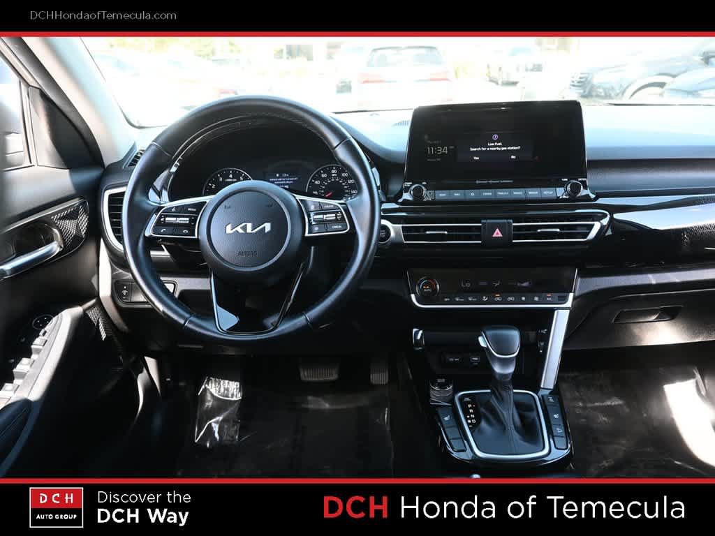 Used 2022 Kia Seltos EX AWD/4WD image 8