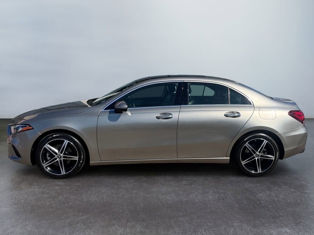 Used 2019 Mercedes-Benz A 220 4MATIC image 8