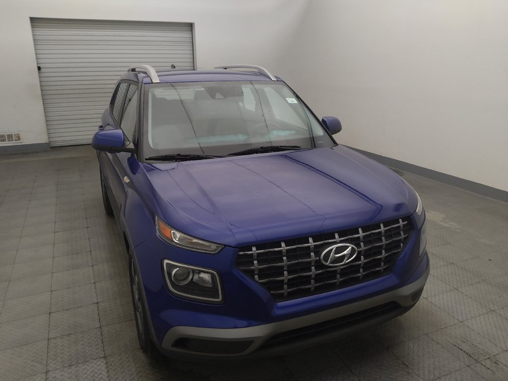 Used 2021 Hyundai Venue SEL FWD image 14