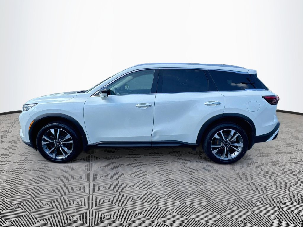 Used 2023 INFINITI QX60 Luxe w/ Vision Package AWD/4WD image 9
