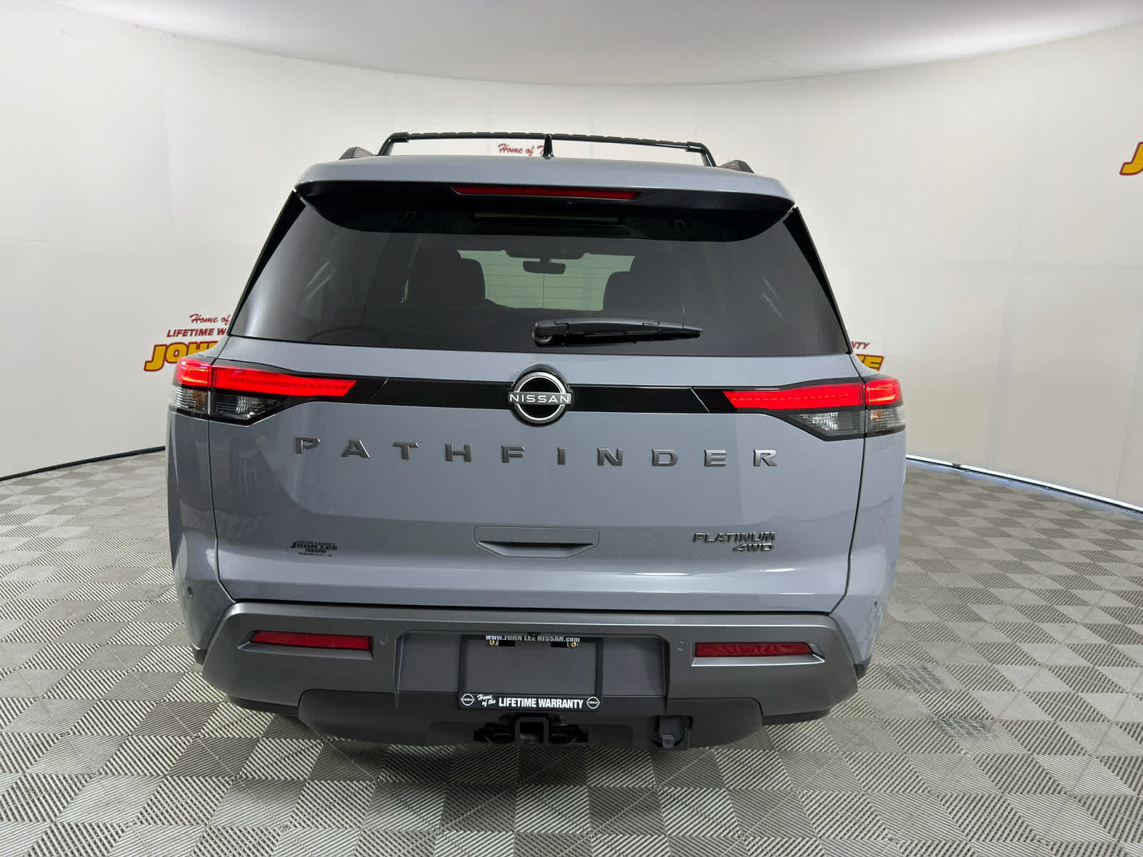 New 2026 Nissan Pathfinder Platinum AWD/4WD image 4