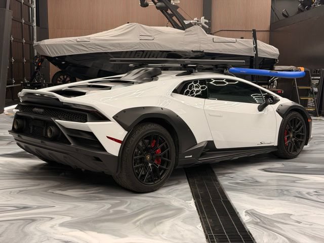 Used 2024 Lamborghini Huracan Sterrato AWD/4WD image 10