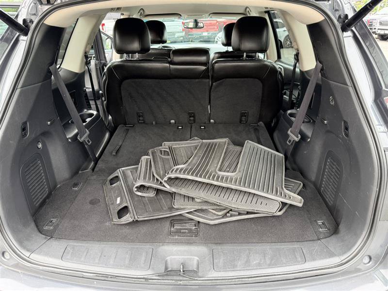 Used 2013 Nissan Pathfinder SL w/ Cargo Pkg FWD image 21