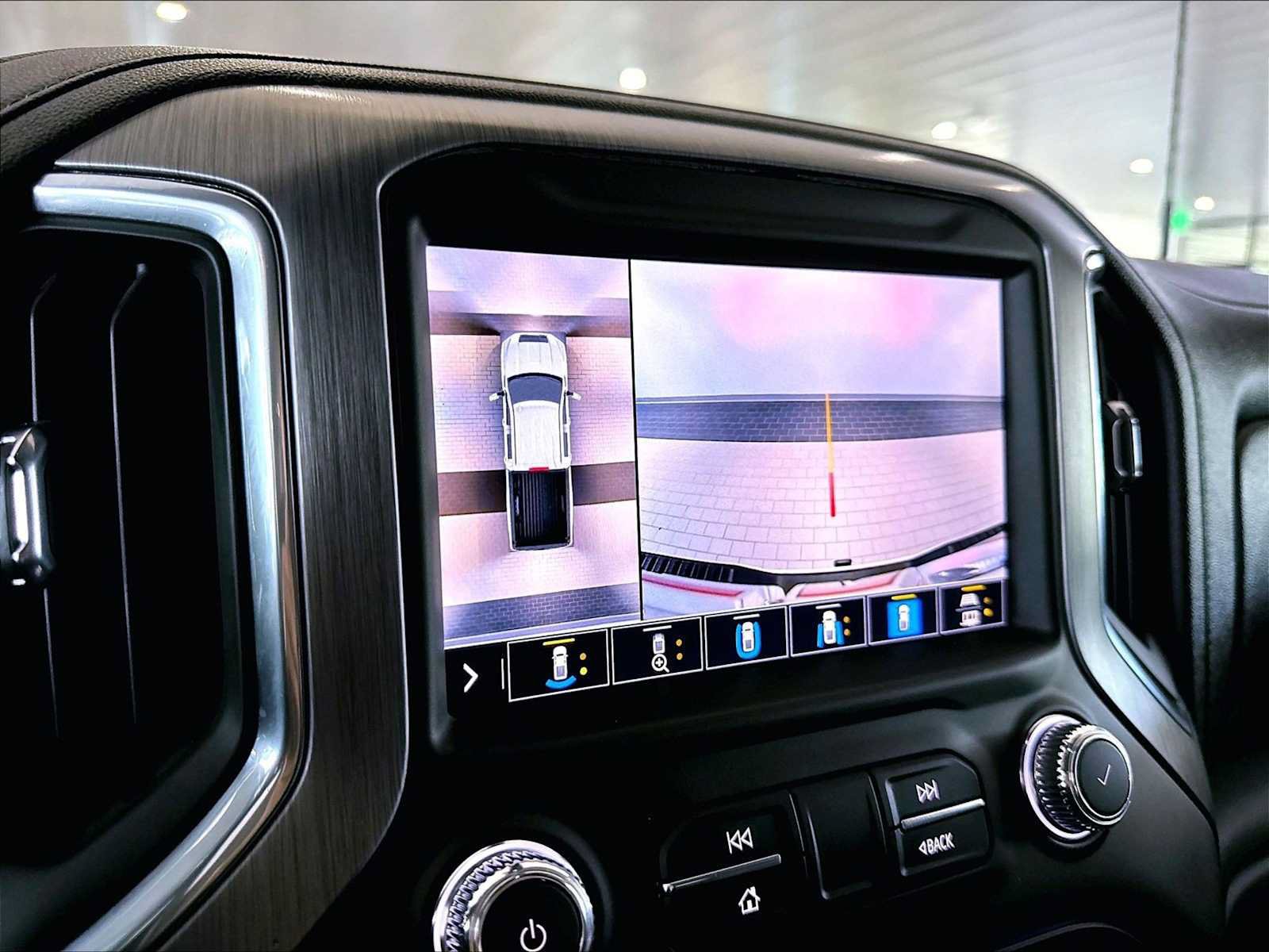 Used 2023 GMC Sierra 3500 Denali w/ Denali Ultimate Package AWD/4WD image 28