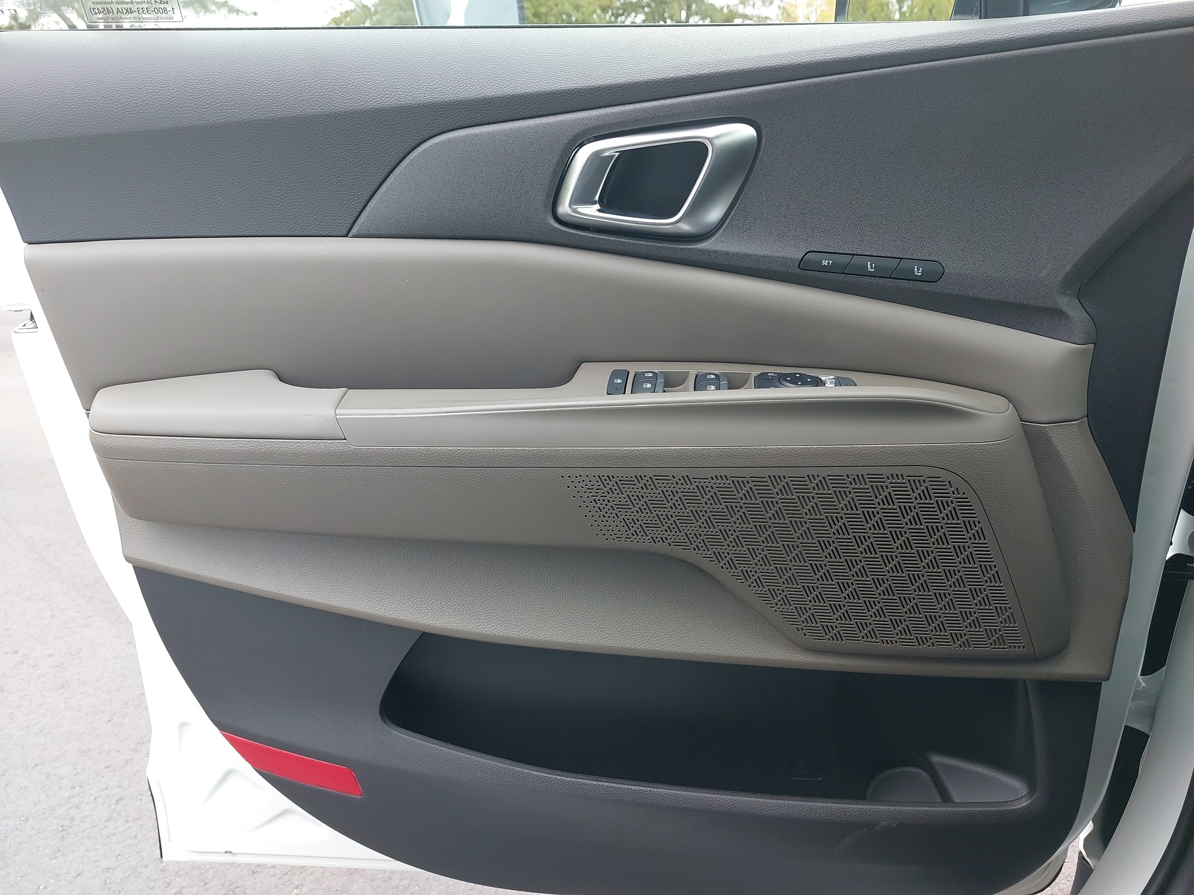 New 2026 Kia Carnival EX image 29