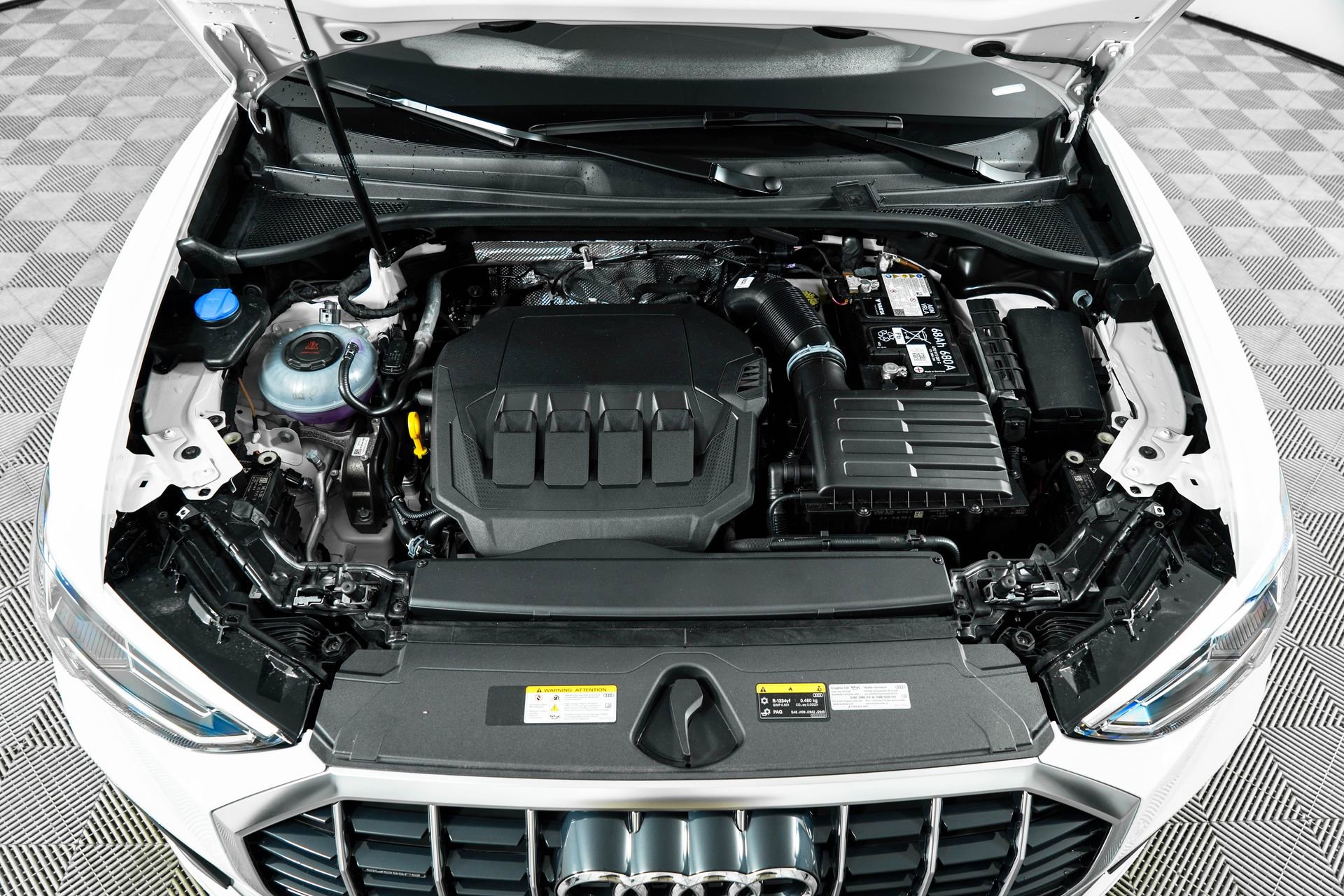 New 2025 Audi Q3 2.0T Premium image 32