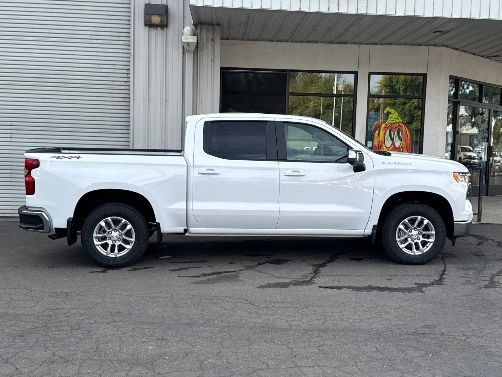 New 2026 Chevrolet Silverado 1500 LT w/ Safety Package image 2