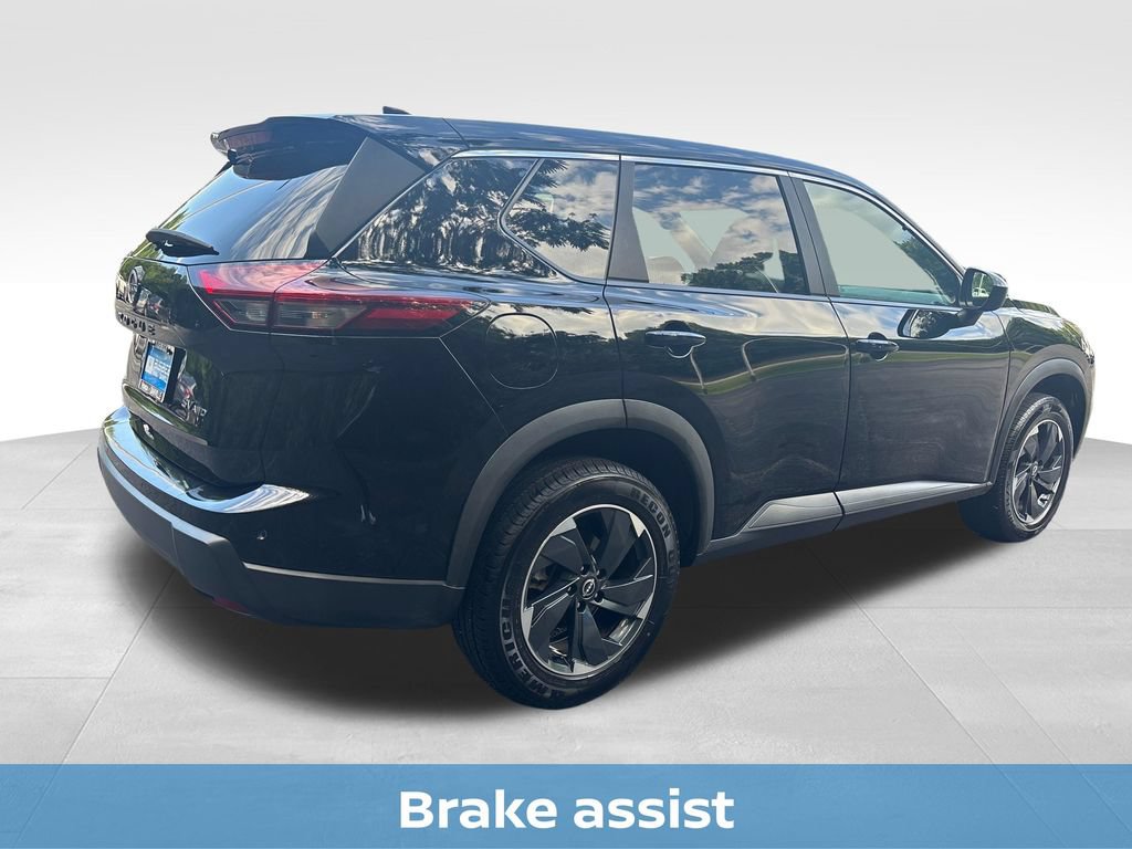 Used 2024 Nissan Rogue SV AWD/4WD image 8