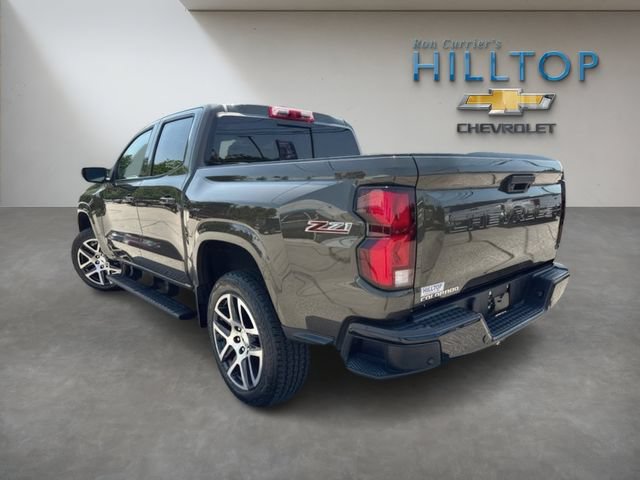 Used 2023 Chevrolet Colorado Z71 w/ Z71 Convenience Package 2 AWD/4WD image 9