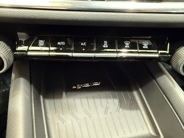 New 2026 Chevrolet Equinox EV LT image 36