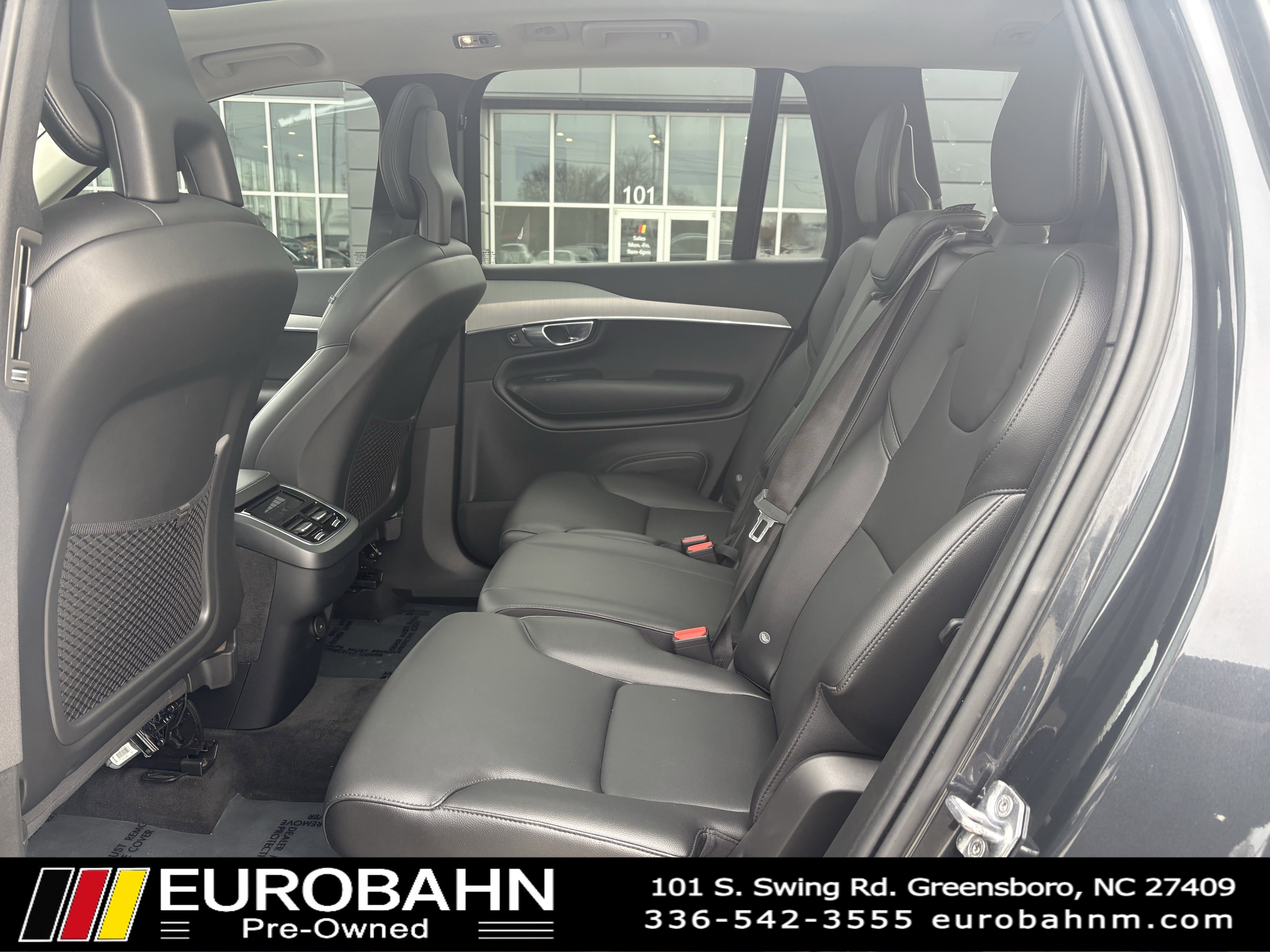 Used 2021 Volvo XC90 T5 Momentum w/ Protection Package Premier image 10