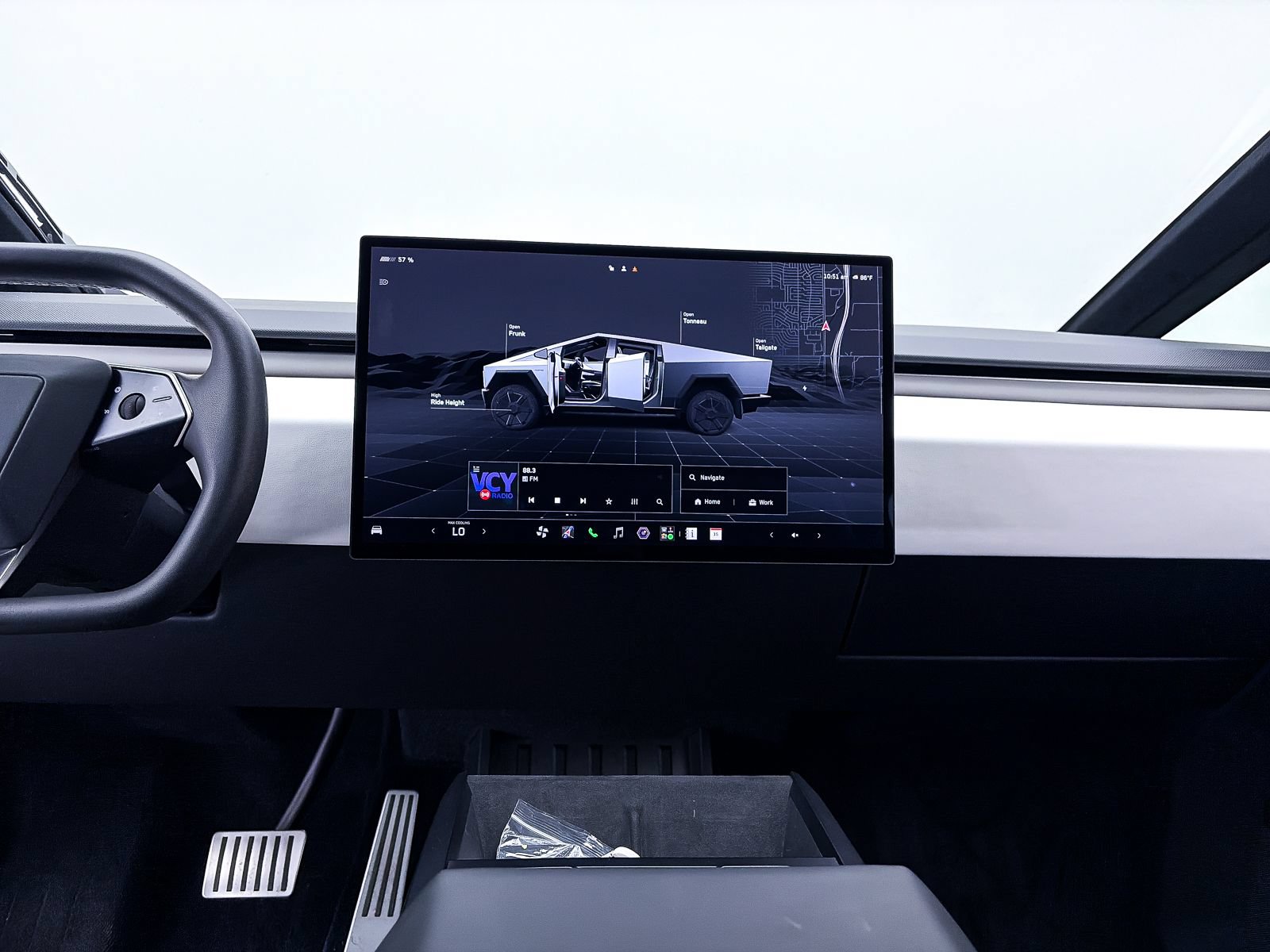 Used 2024 Tesla Cybertruck AWD Crew Cab image 10