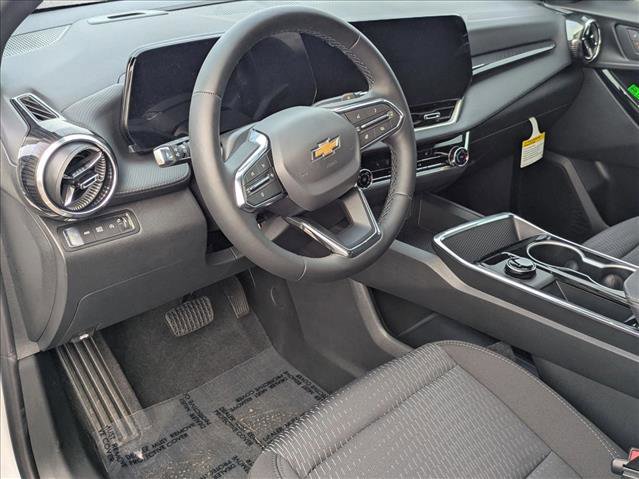 New 2026 Chevrolet Equinox LT AWD/4WD image 3