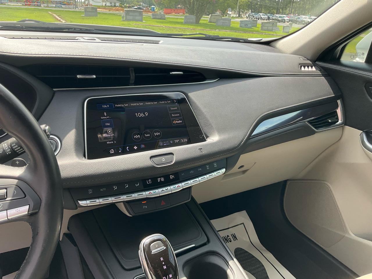 Used 2021 Cadillac XT4 Luxury FWD image 21