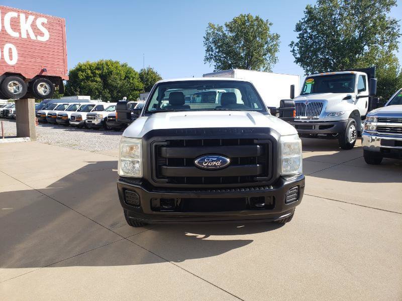 Used 2011 Ford F250 XL w/ PWR Equipment Group RWD image 4