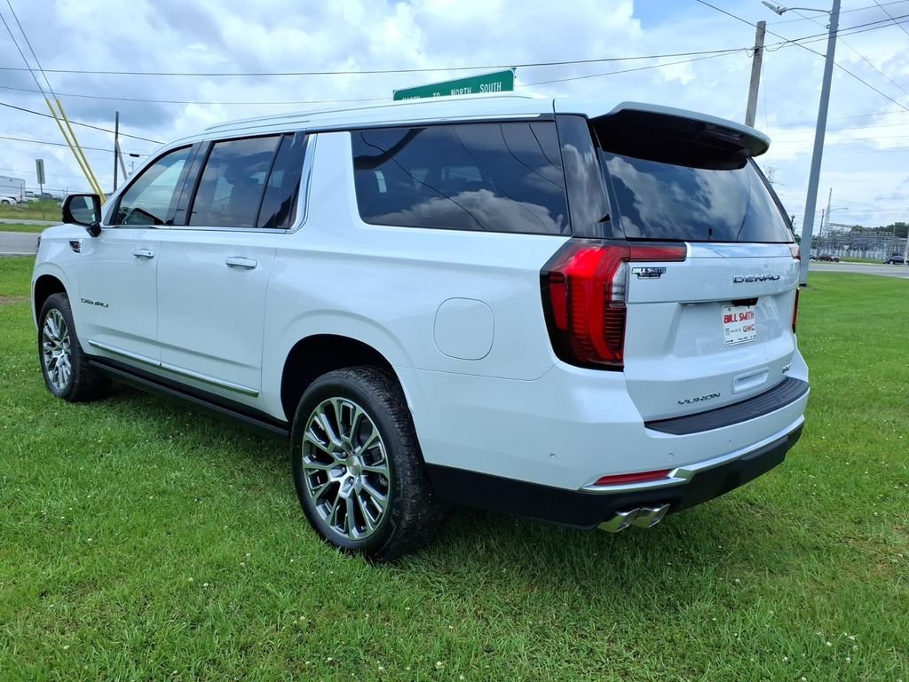 New 2026 GMC Yukon XL Denali w/ Denali Reserve Package AWD/4WD image 5