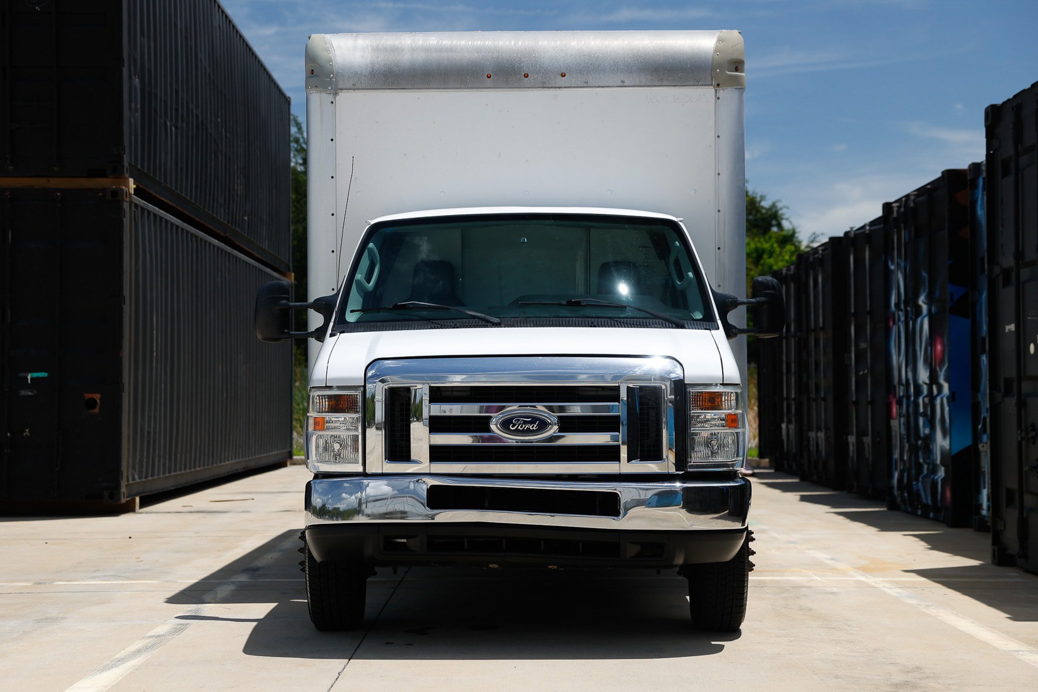 Used 2018 Ford E-350 and Econoline 350 Super Duty RWD image 23