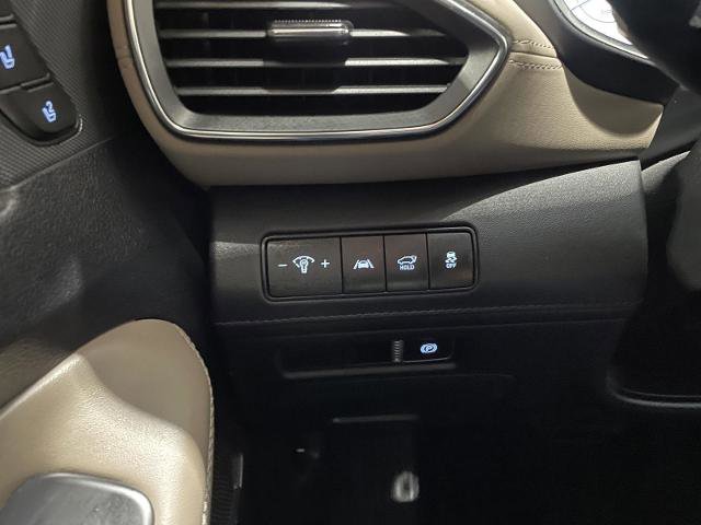 Used 2022 Hyundai Santa Fe Limited image 16