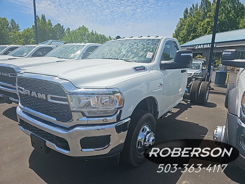 Used 2024 RAM 3500 Tradesman image 1