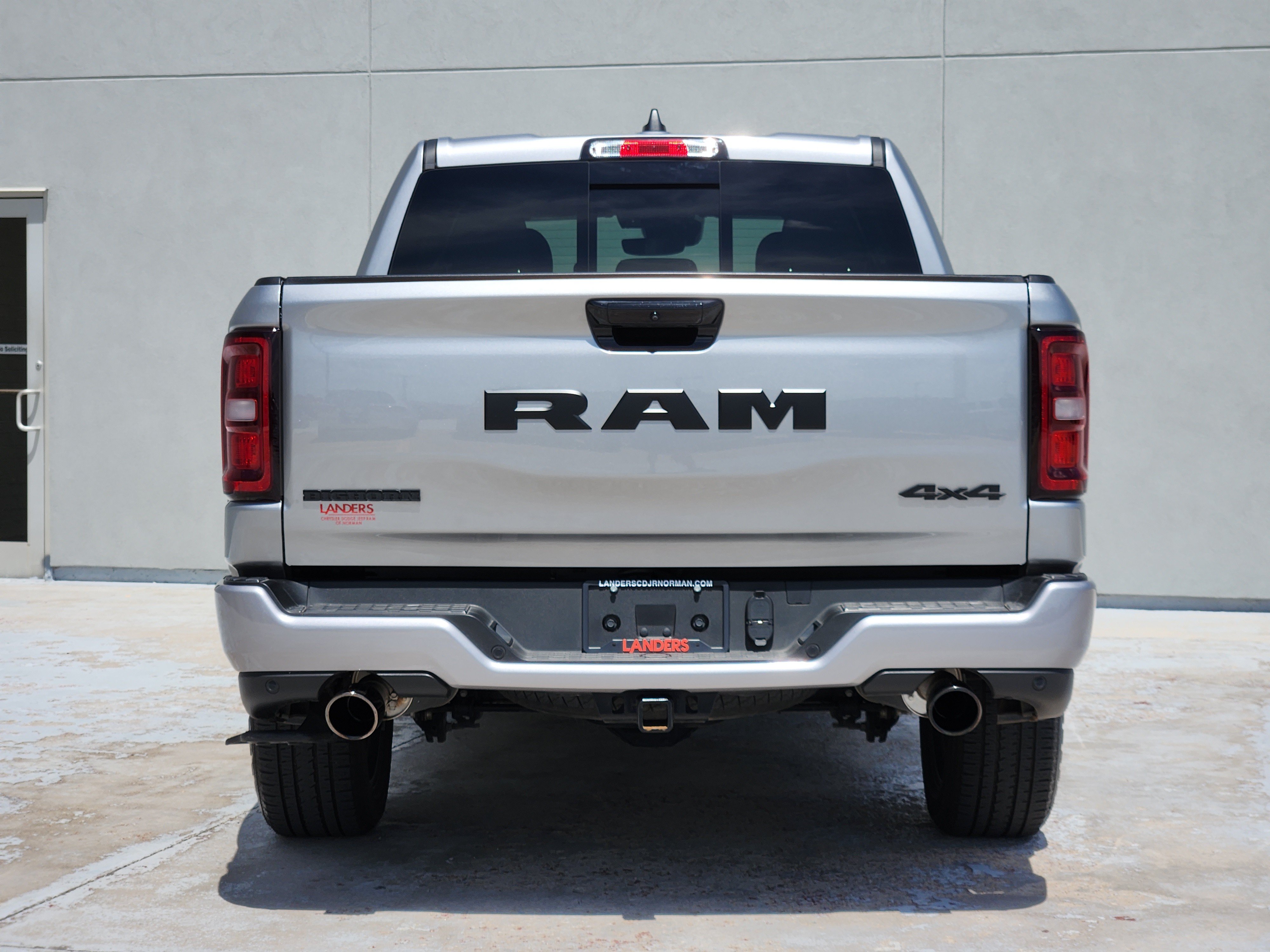 Used 2025 RAM 1500 Big Horn AWD/4WD image 7