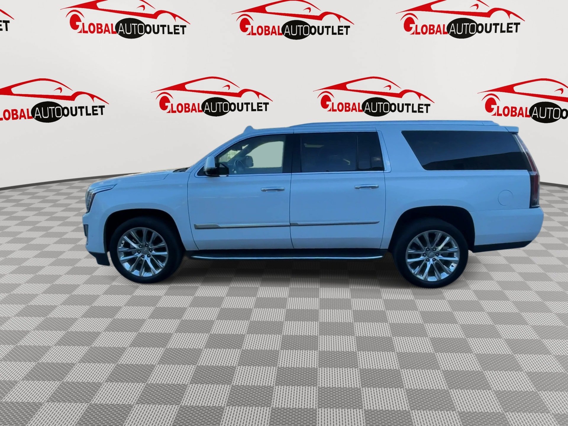 Used 2019 Cadillac Escalade ESV Luxury AWD/4WD image 5
