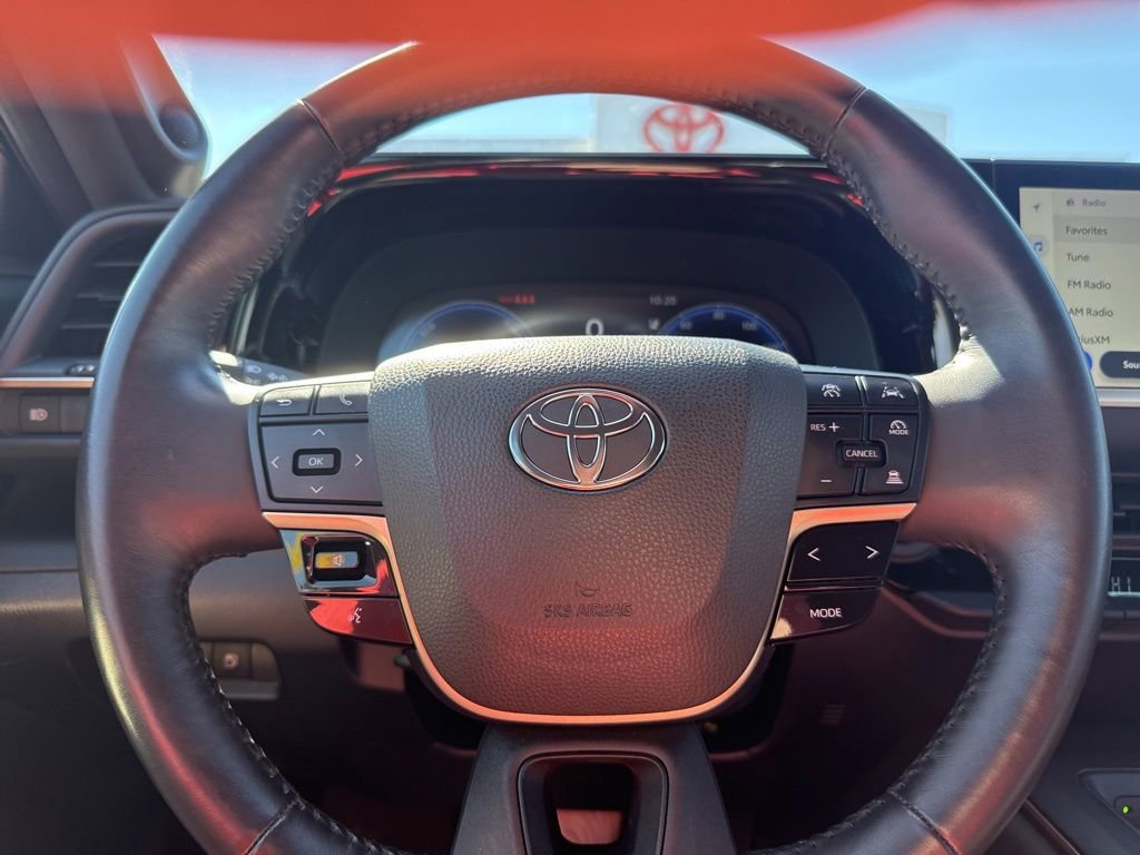 Used 2023 Toyota Crown Limited w/ Advanced Technology Package image 21