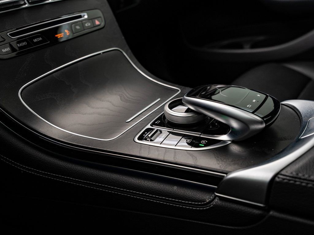 Used 2019 Mercedes-Benz GLC 300 4MATIC Coupe image 38