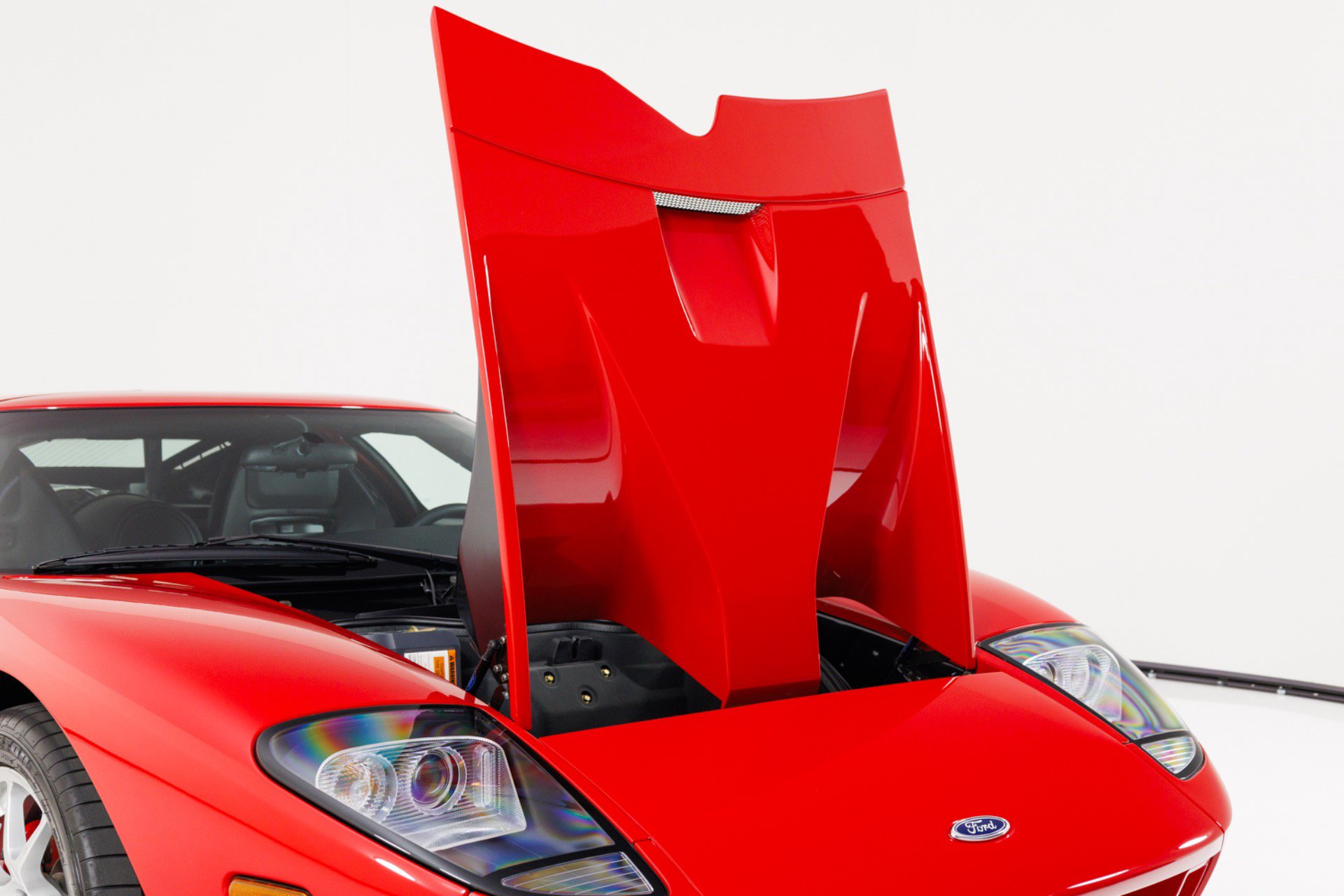 Used 2006 Ford GT RWD image 50