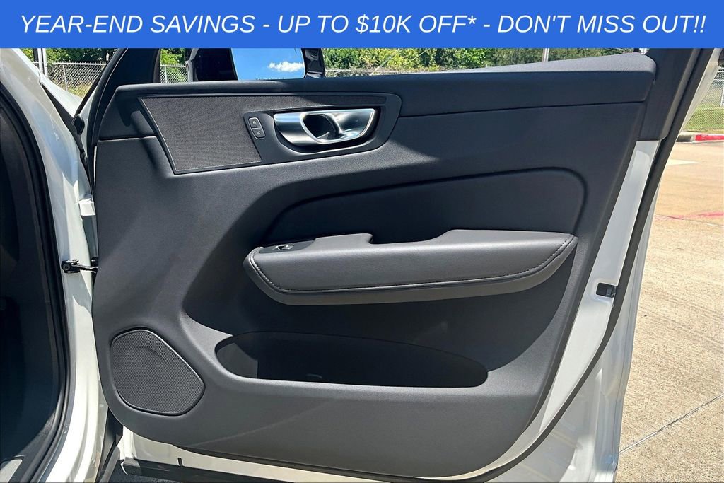 Used 2025 Volvo XC60 B5 Core w/ Climate Package image 20