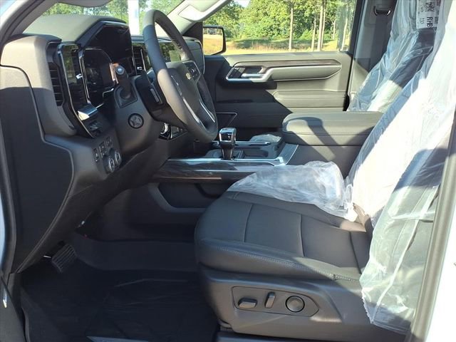 New 2026 Chevrolet Silverado 1500 LTZ w/ LTZ Premium Package image 6
