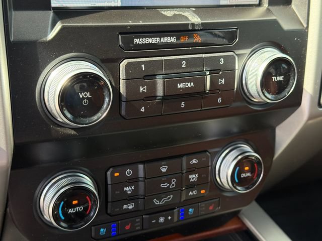Used 2019 Ford F150 King Ranch w/ Equipment Group 601A Luxury RWD image 20