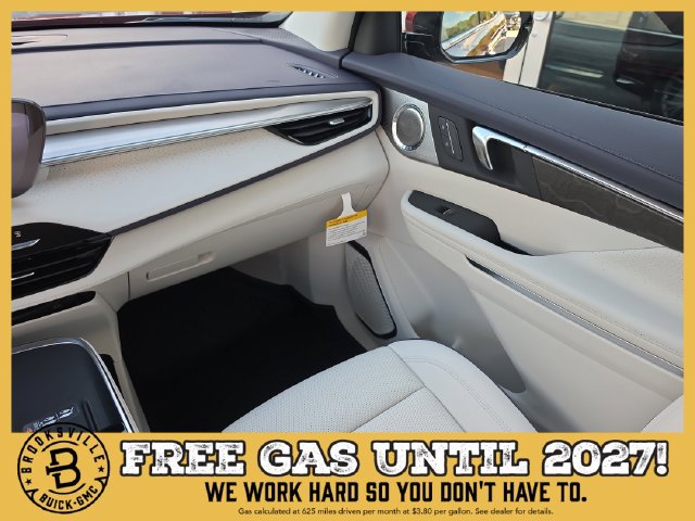 New 2027 Buick Enclave Avenir w/ LPO, Floor Liner Package FWD image 16