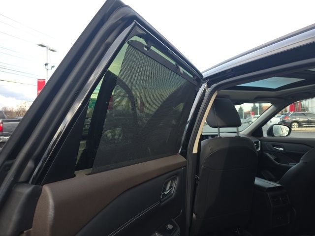 Certified 2023 Nissan Rogue SV w/ SV Premium B Package image 19