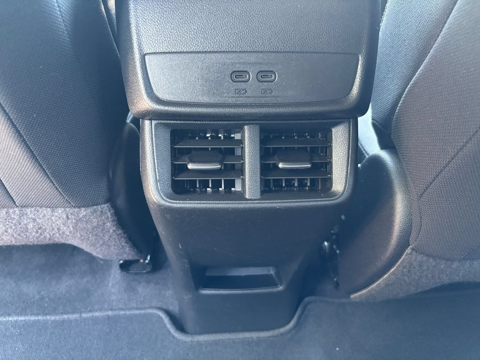 Used 2025 Chevrolet Equinox LT FWD image 23