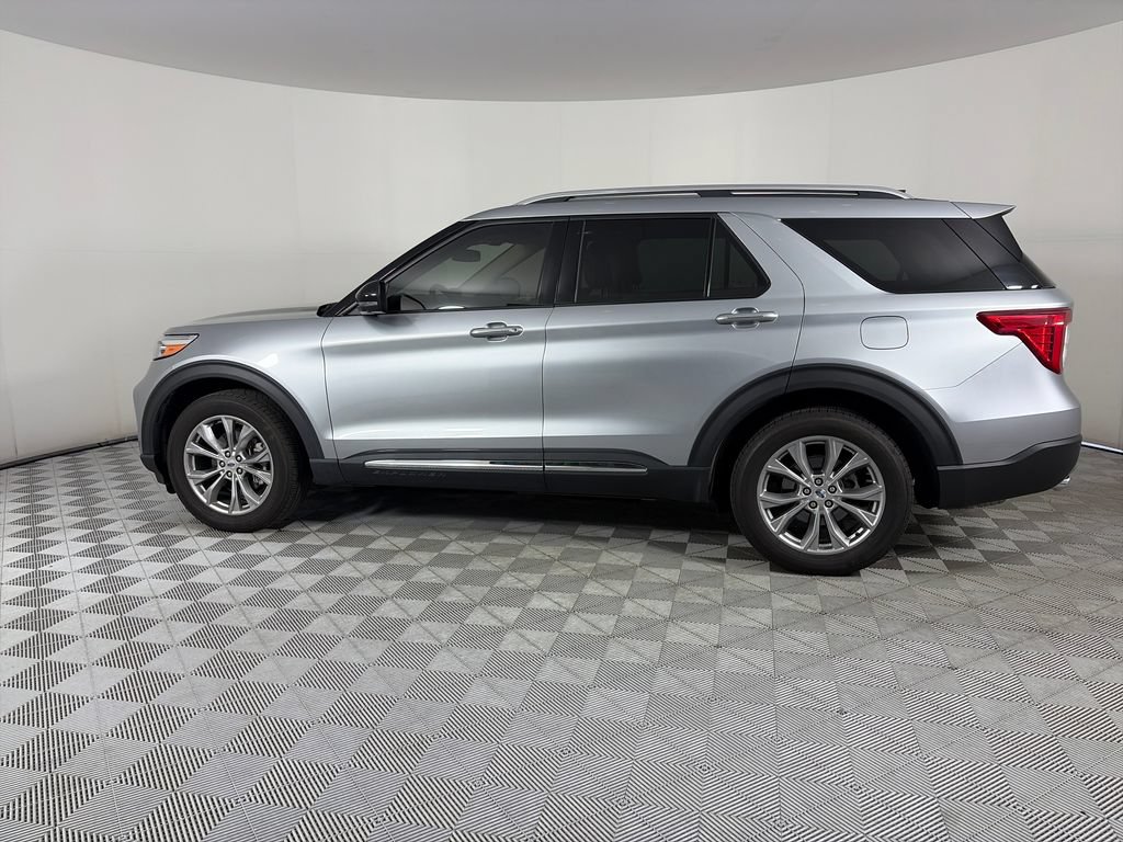 Used 2023 Ford Explorer Limited w/ Limited Technology Package AWD/4WD image 4