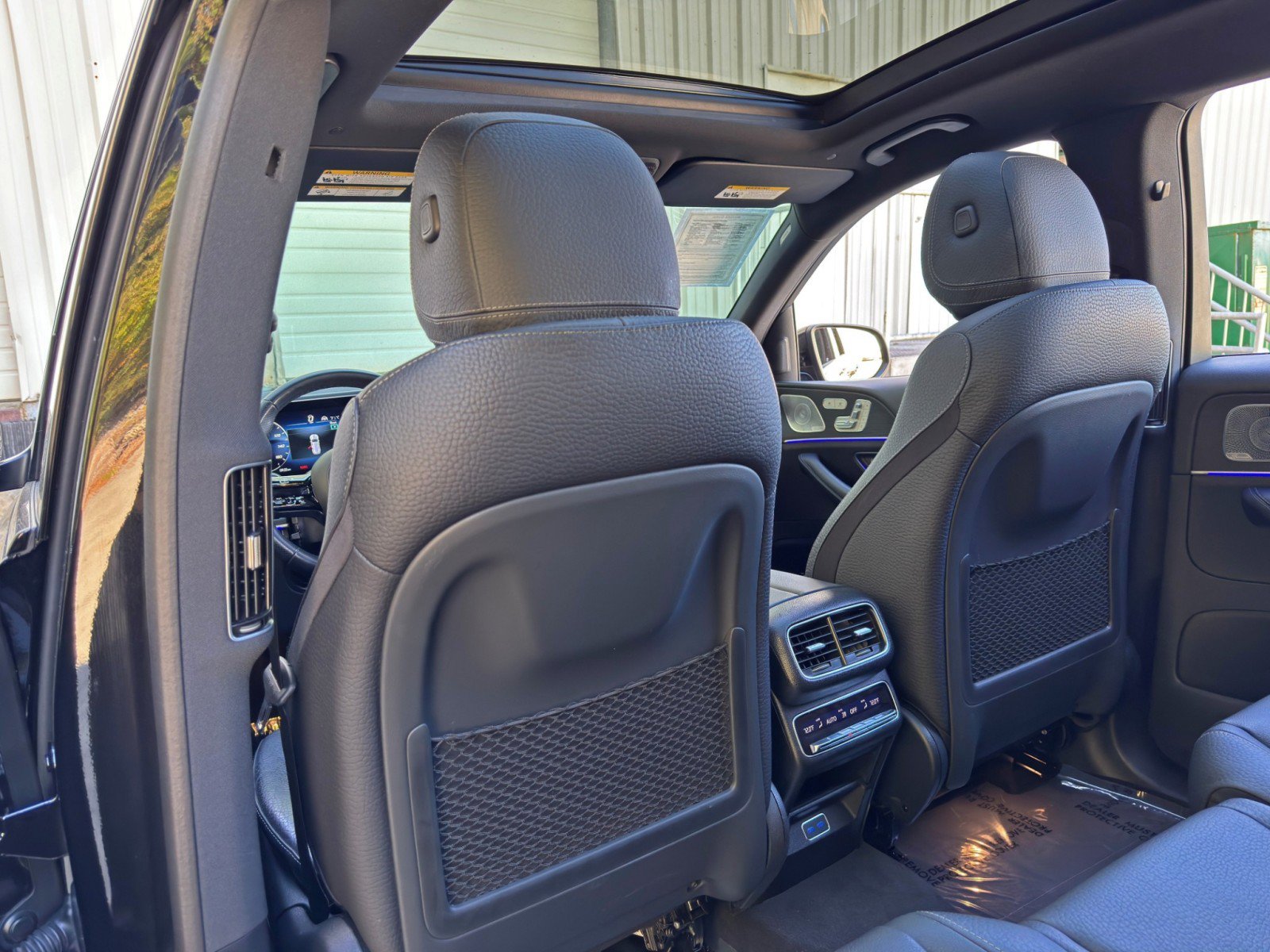 Used 2025 Mercedes-Benz GLS 580 4MATIC image 44